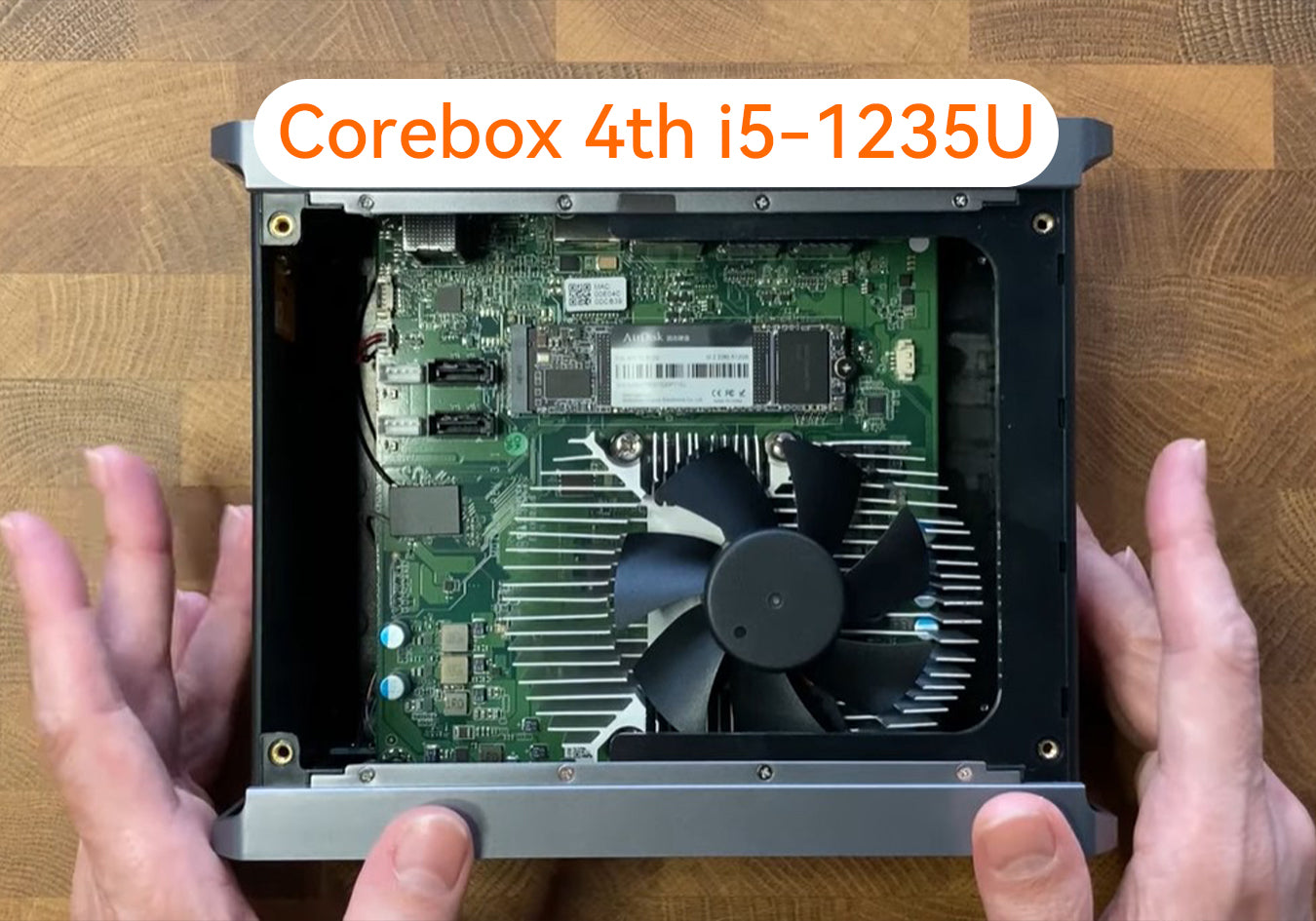 Corebox 4th i5-1235U VS Corebox 5th 13500h: Devaser los compara y abre por dentro